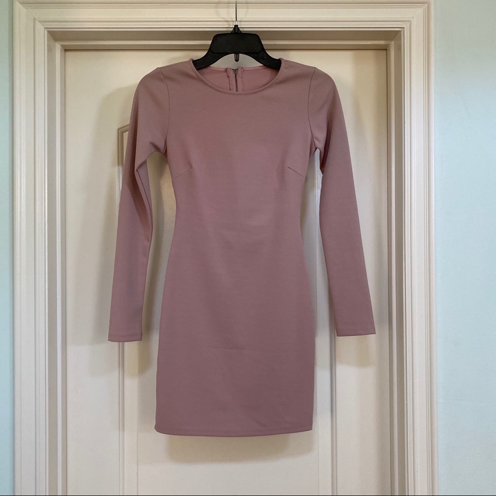 Windsor Cut Out Back Long Sleeves Dark Mauve Dress Size XS